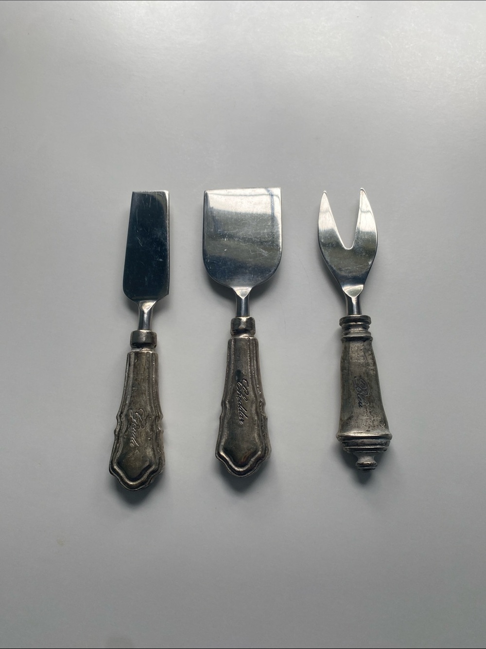 Pottery Barn Vintage Style Cheese Knives Serving Set of 3 Silver